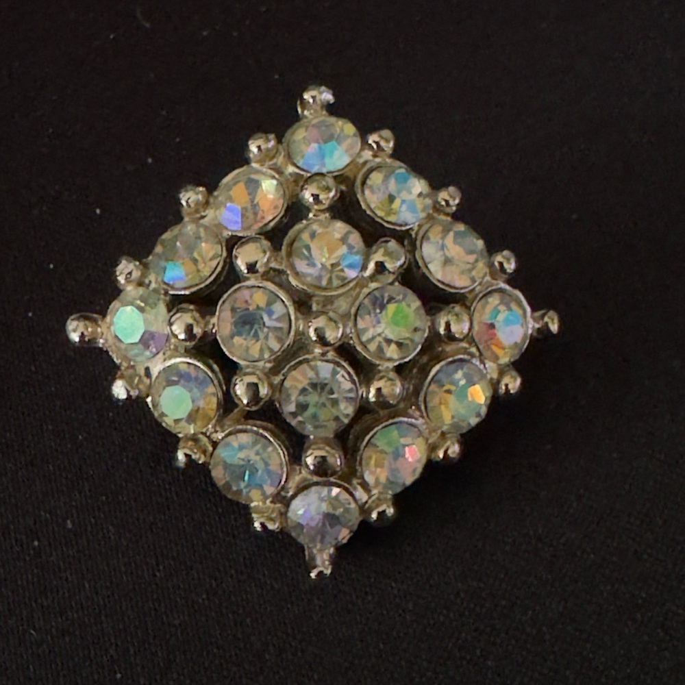 Vintage Silver Aura Borealis Rhinestone Crystal Brooch
